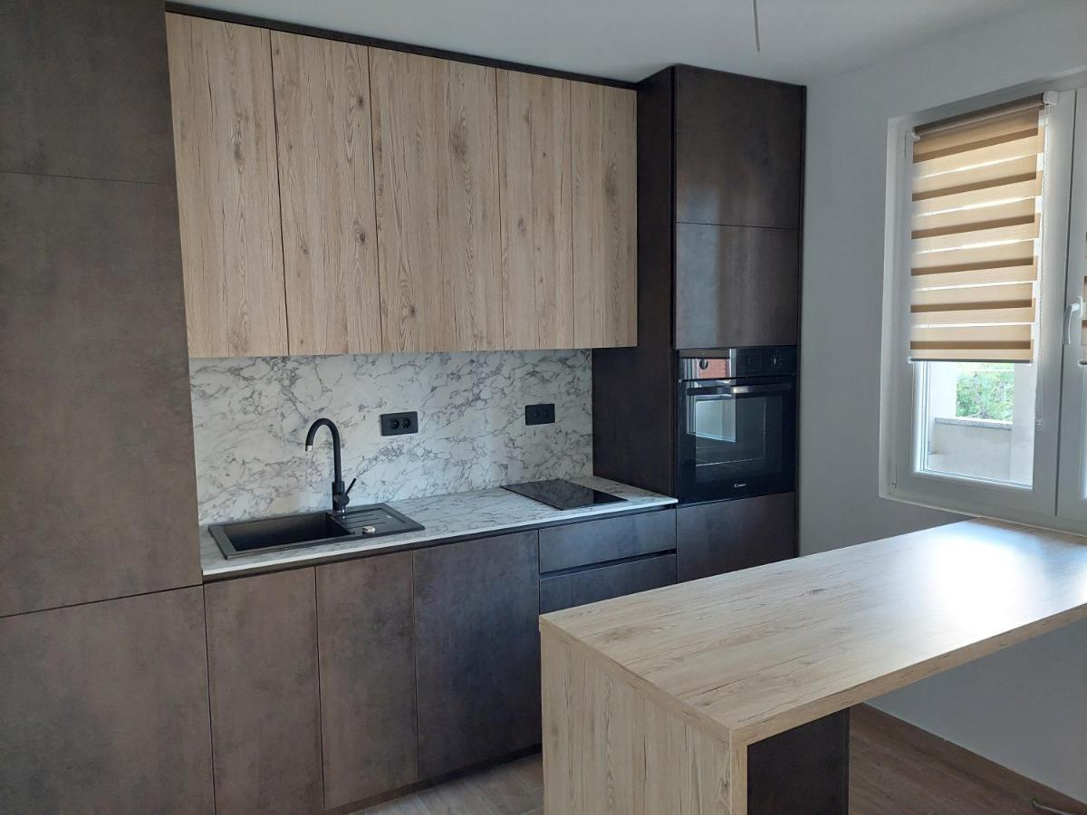 Apartmani Diana Biograd Na Moru Eksteriør billede